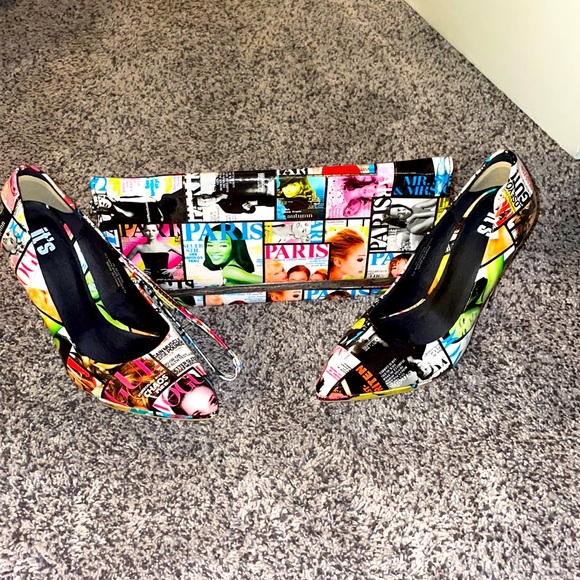 Vogue pumps and matching clutch - Picture 1 of 6